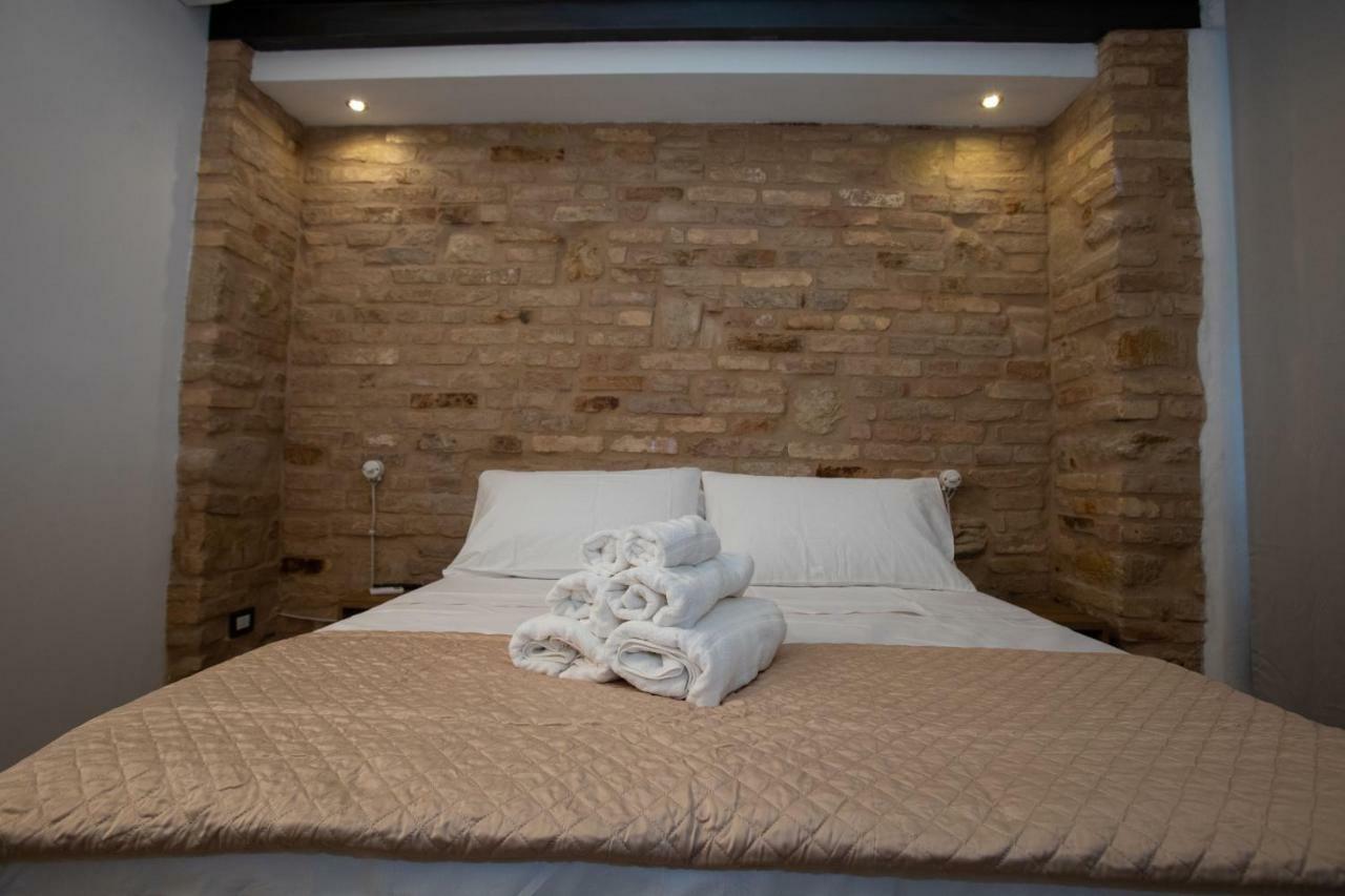 Al 54 Accommodation Сан-Бенедетто-дель-Тронто Экстерьер фото